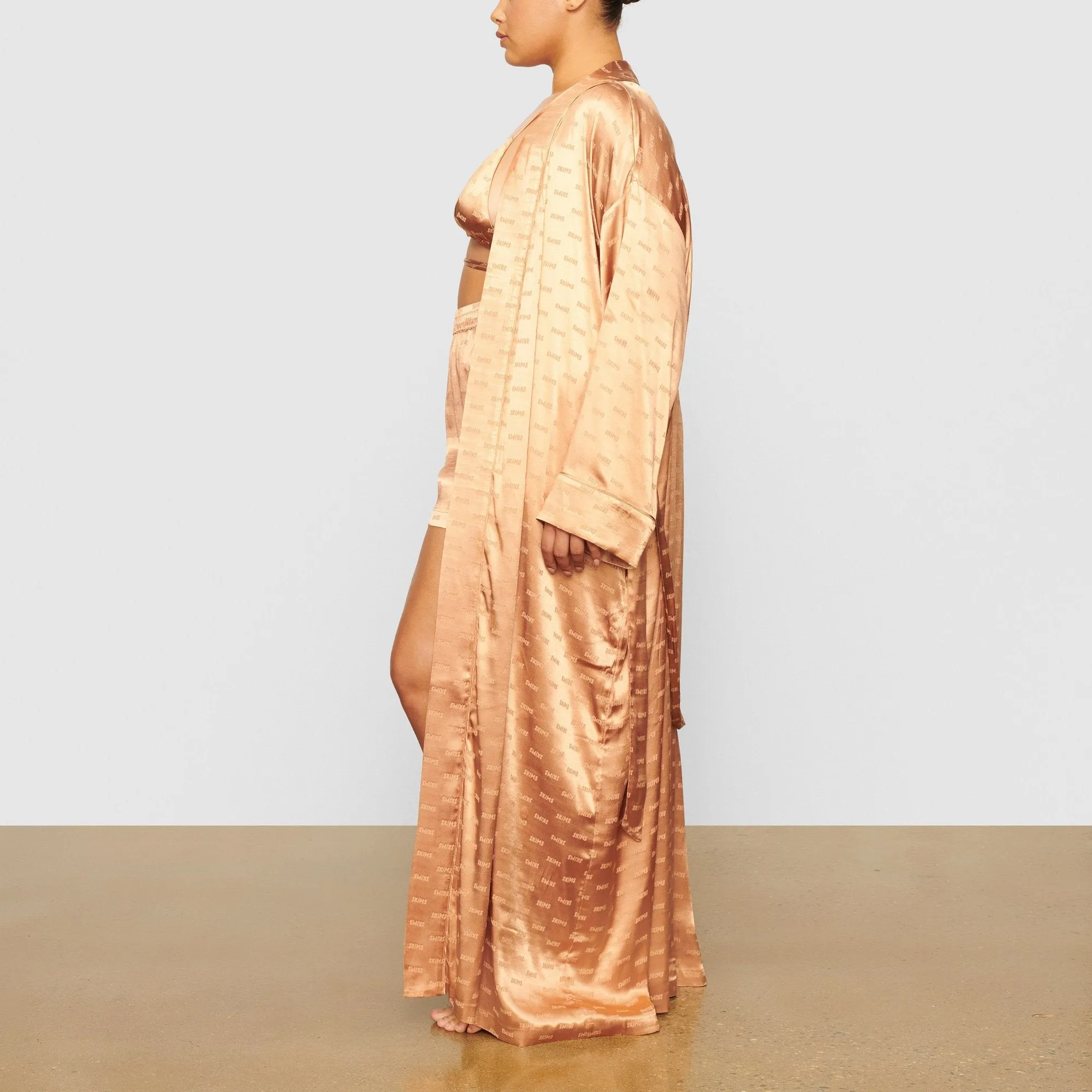 JACQUARD LONG ROBE | OCHRE