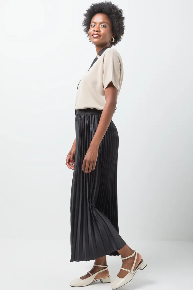 Satin Maxi Pleated Skirt Black